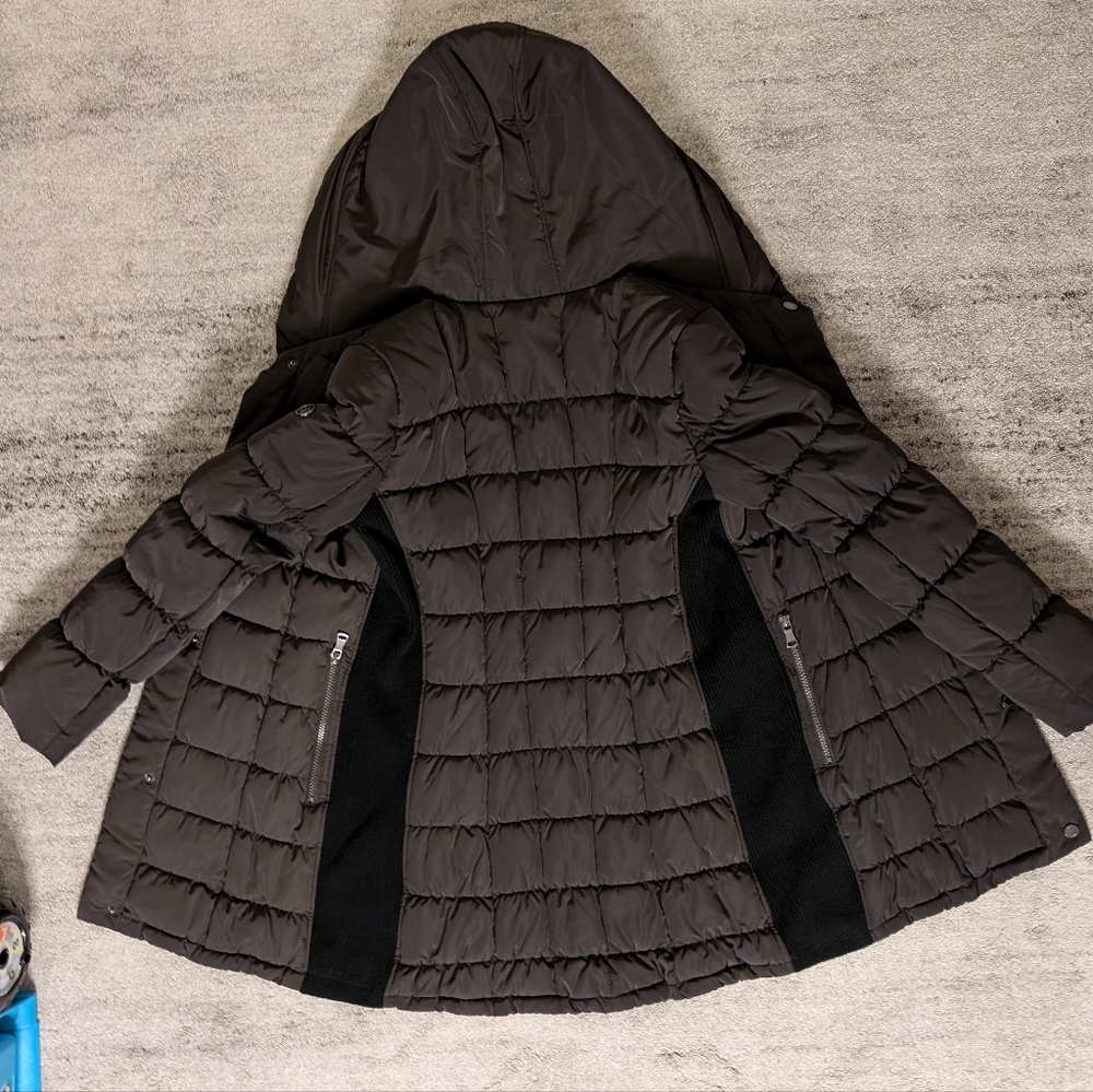 Calvin Klein down filled winter jacket - Picture 5 of 10